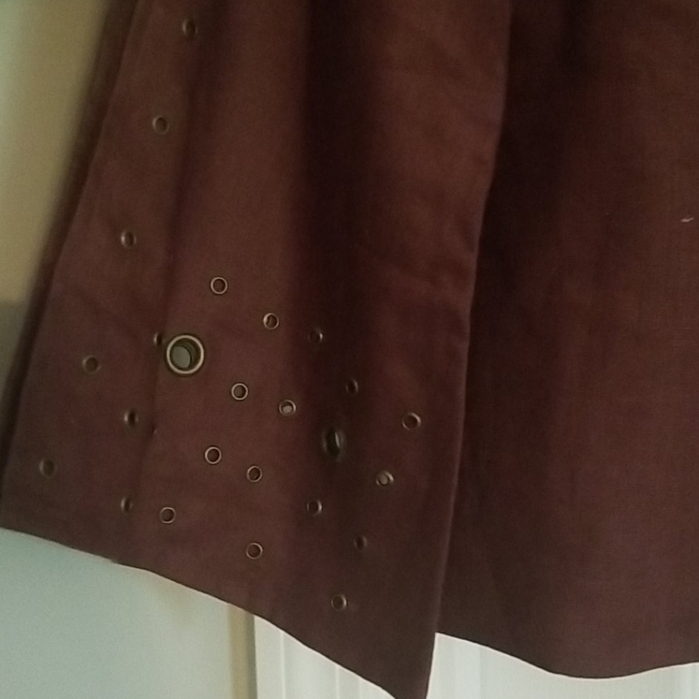 Suit - Picture 2 of 3